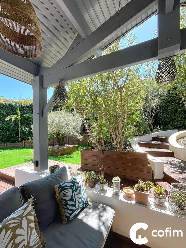 Maison - 190 m² - 5 pièces