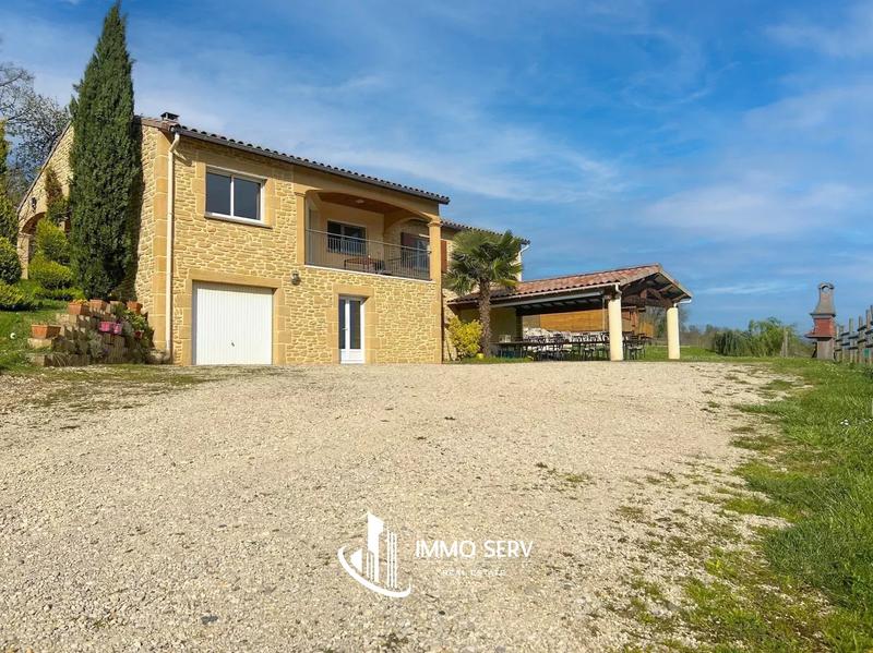 Maison chambre d'hôtes - 300 m² - 12 pièces