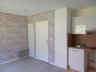 Studio - 24 m² - 1 pièce