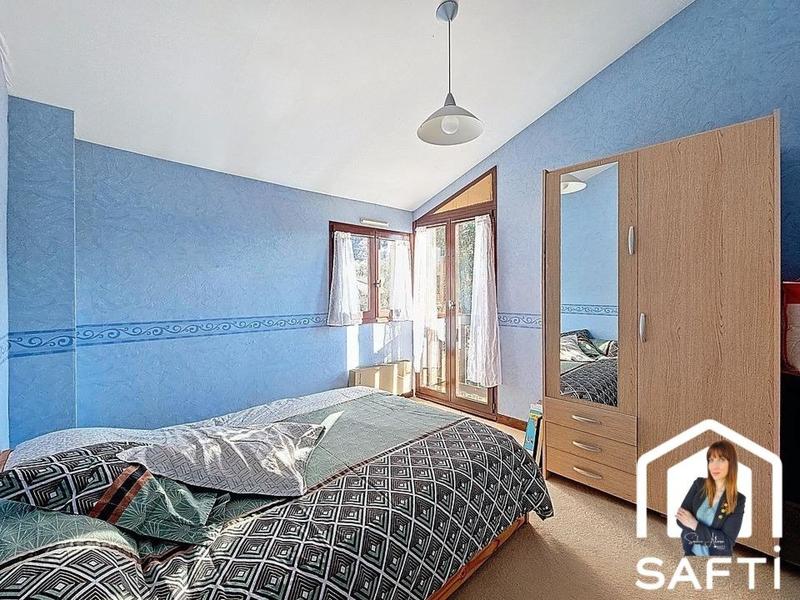 Maison - 95 m² - 5 pièces