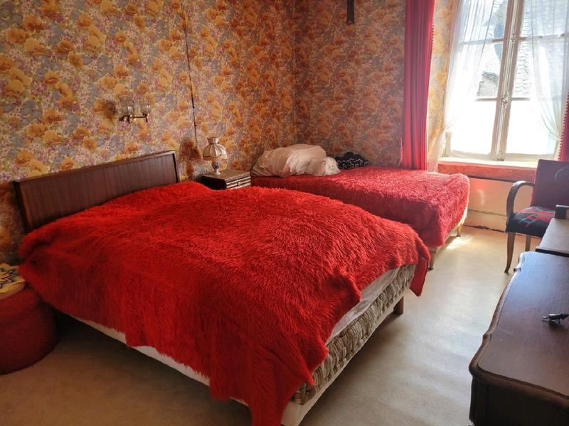 Maison de bourg - 190 m² - 10 pièces