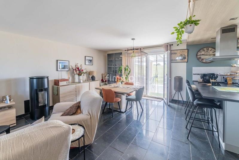 Maison - 106 m² - 5 pièces