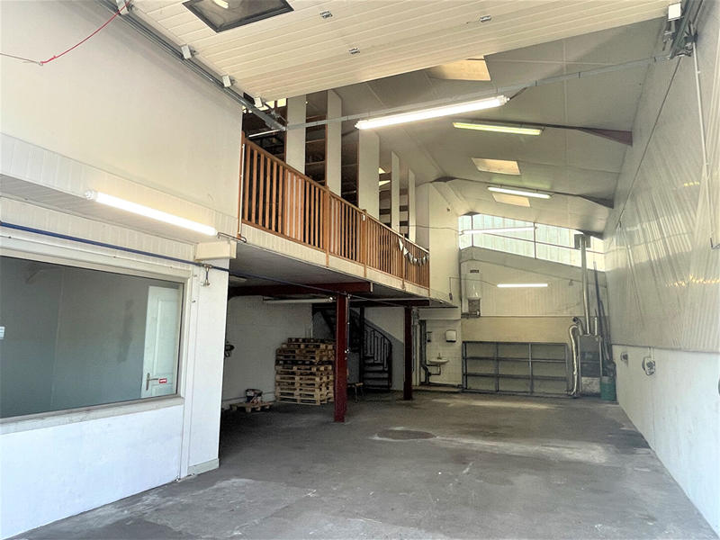 Local commercial - 175 m²