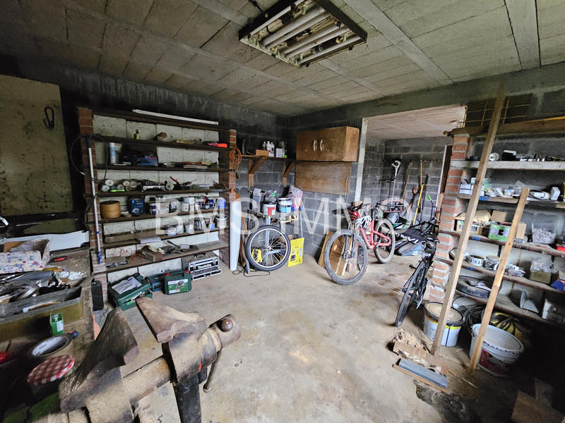 Maison - 93 m² - 4 pièces