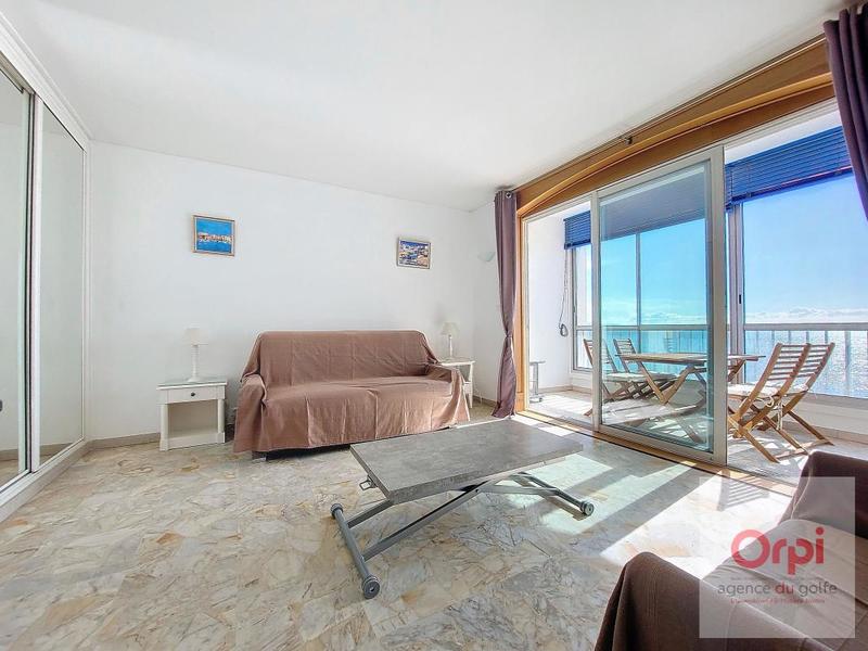 Studio - 40 m² - 1 pièce