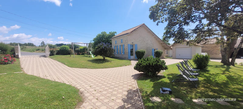 Propriété - 286 m² - 15 pièces