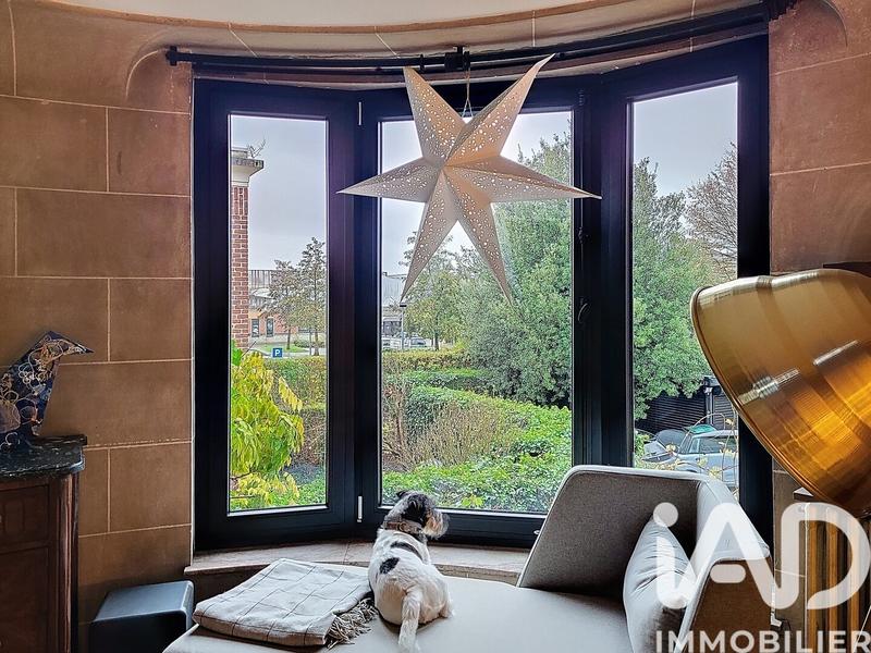 Maison - 415 m² - 13 pièces