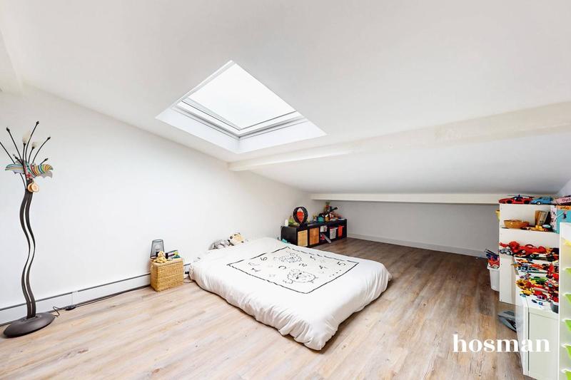 Maison - 200 m² - 7 pièces