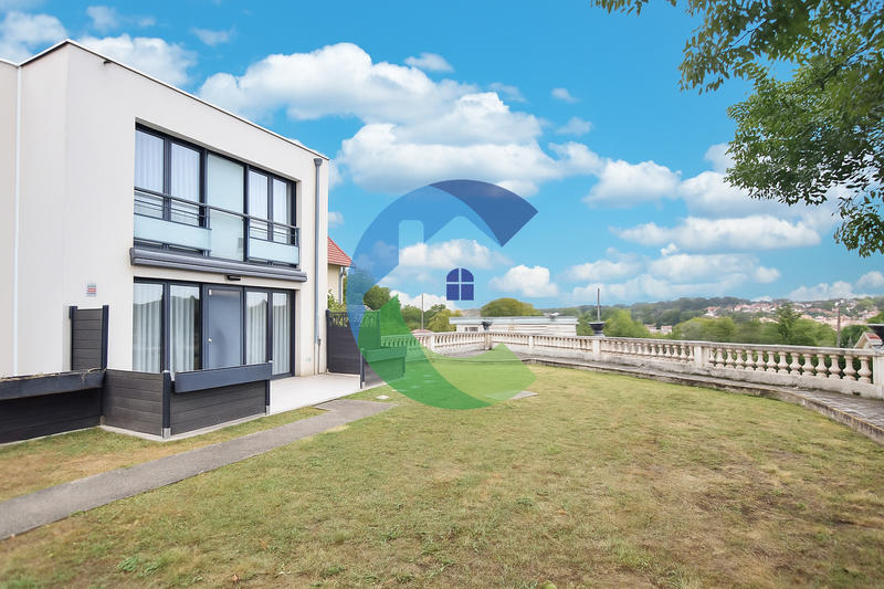 Maison - 76 m² - 3 pièces