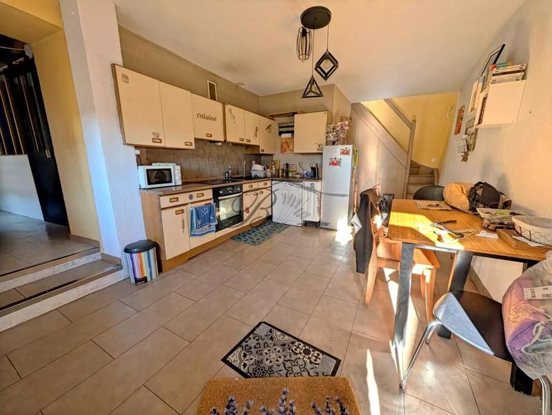 Appartement - 87 m² - 5 pièces