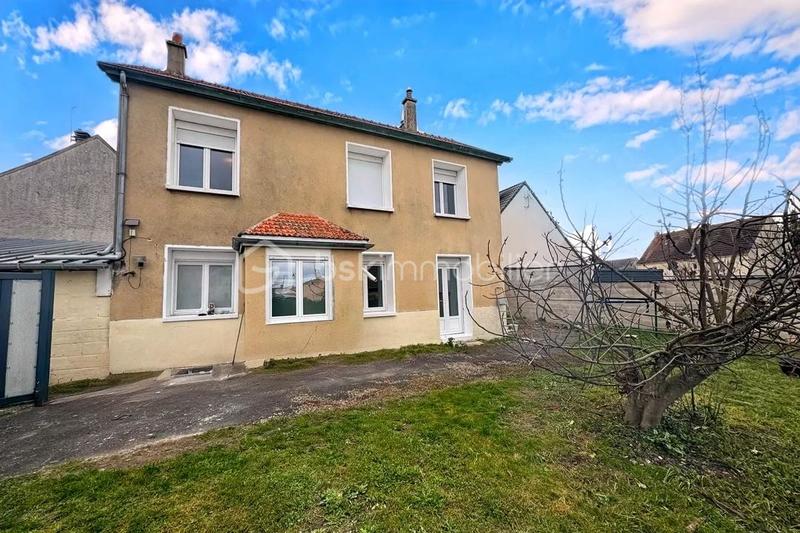 Maison - 86 m² - 4 pièces