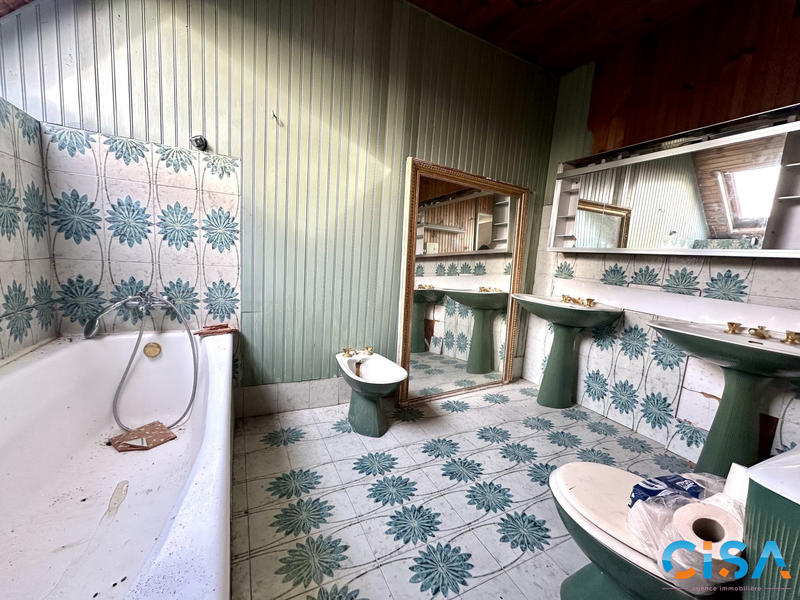 Maison ancienne - 230 m² - 10 pièces