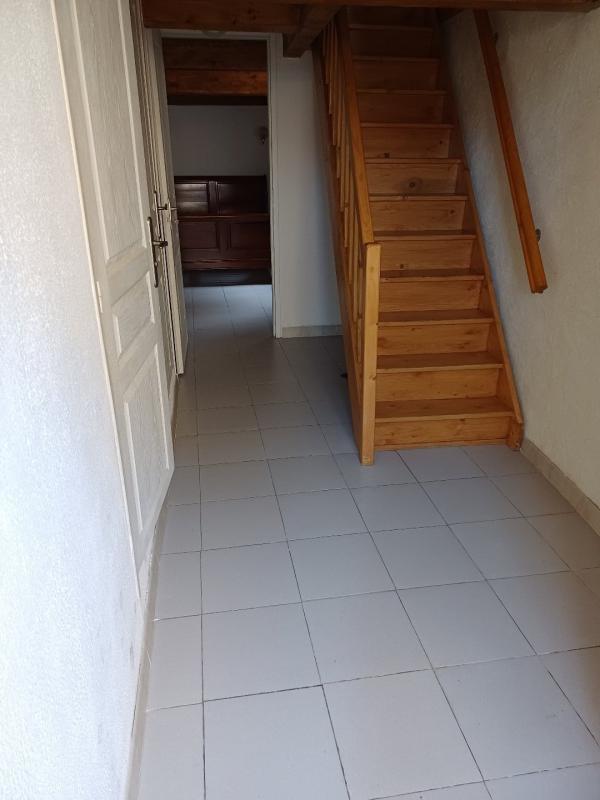 Maison en pierre - 81 m² - 5 pièces