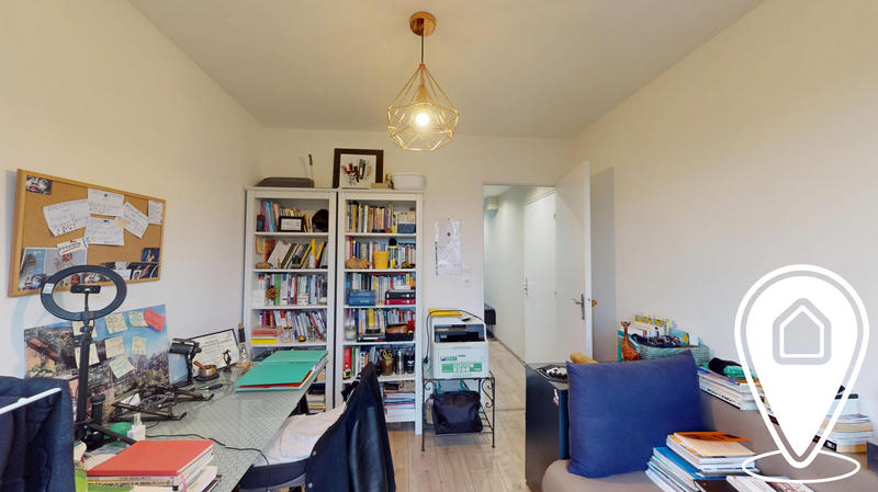 Maison - 96 m² - 6 pièces