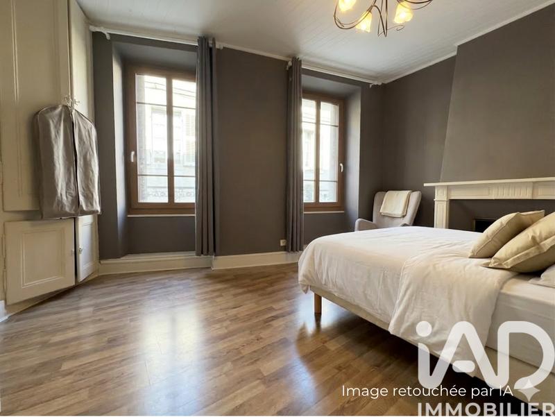 Appartement - 112 m² - 6 pièces