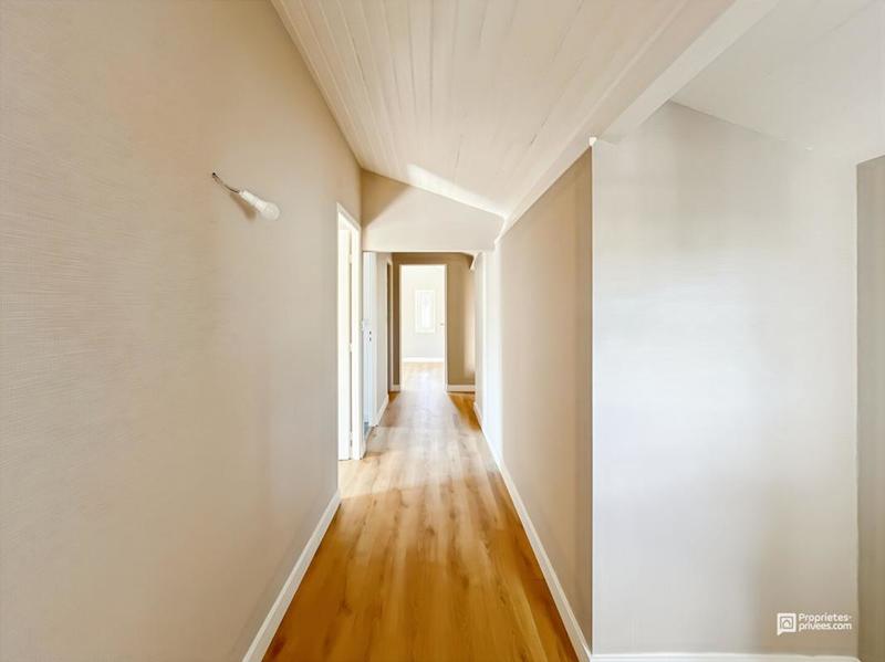 Maison - 177 m² - 6 pièces