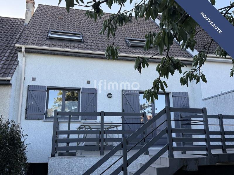 Maison - 94 m² - 5 pièces