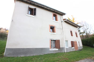 Maison - 110 m² - 10 pièces