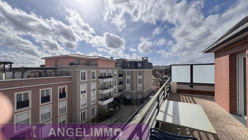 Appartement - 79 m² - 4 pièces