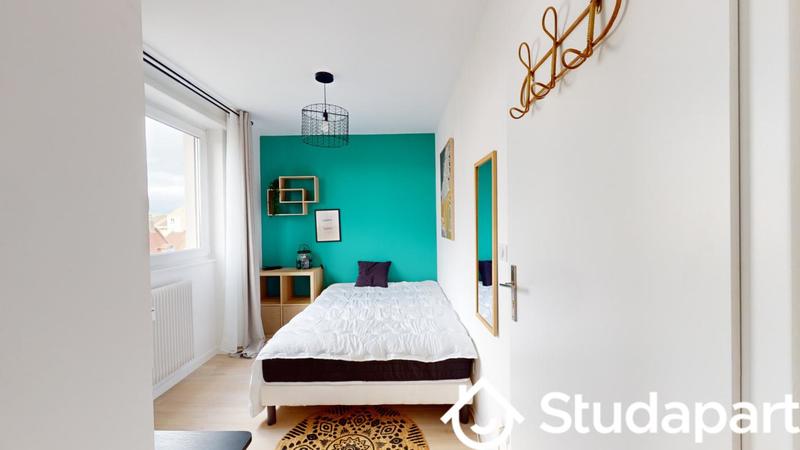 Chambre - 9 m² - 1 pièce