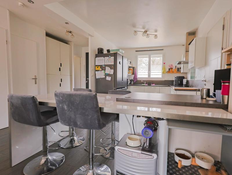 Maison - 95 m² - 5 pièces