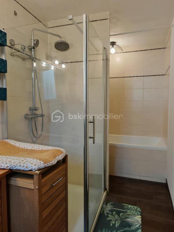 Maison - 136 m² - 5 pièces