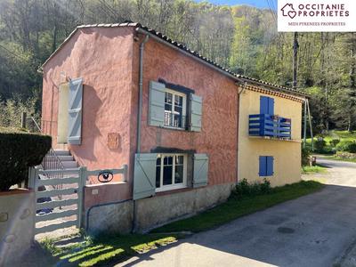 Propriété - 228 m² - 14 pièces