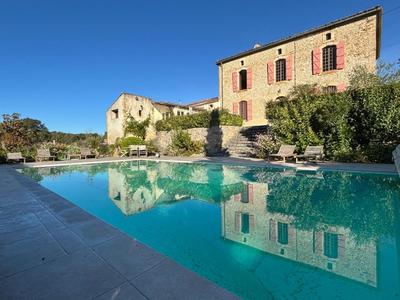 Corps de ferme - 296 m² - 8 pièces