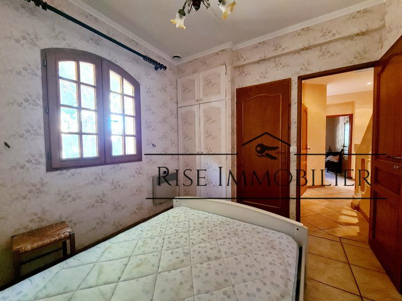 Maison - 98 m² - 4 pièces