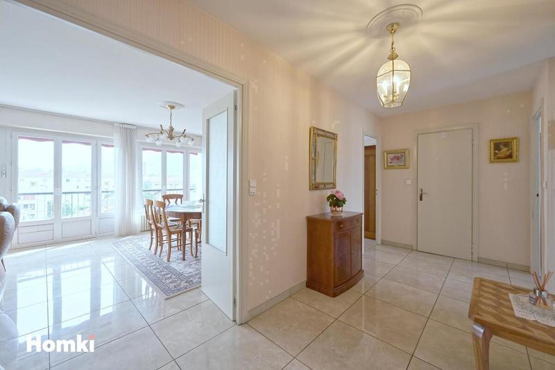 Appartement - 88 m² - 3 pièces