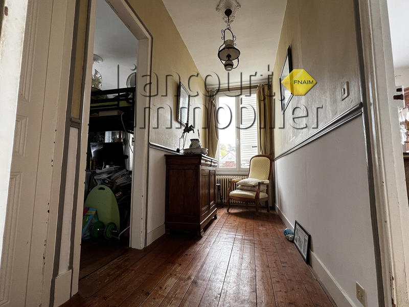 Maison - 155 m² - 8 pièces