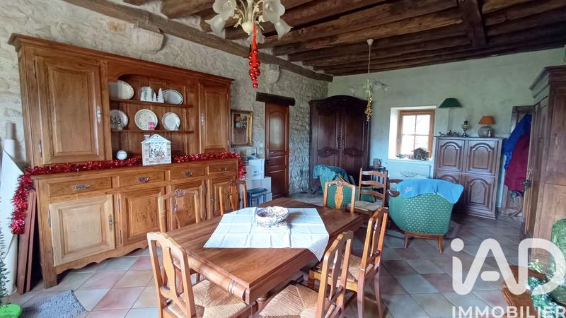 Maison - 232 m² - 11 pièces