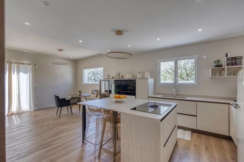 Maison - 114 m² - 6 pièces