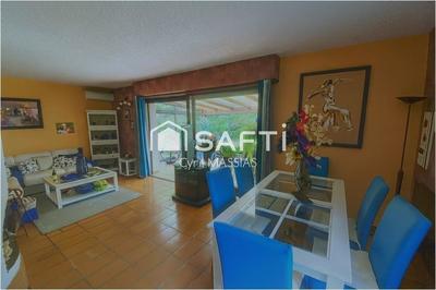 Maison - 170 m² - 8 pièces