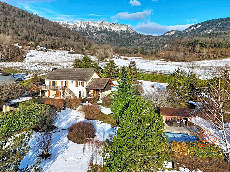 Maison - 153 m² - 5 pièces