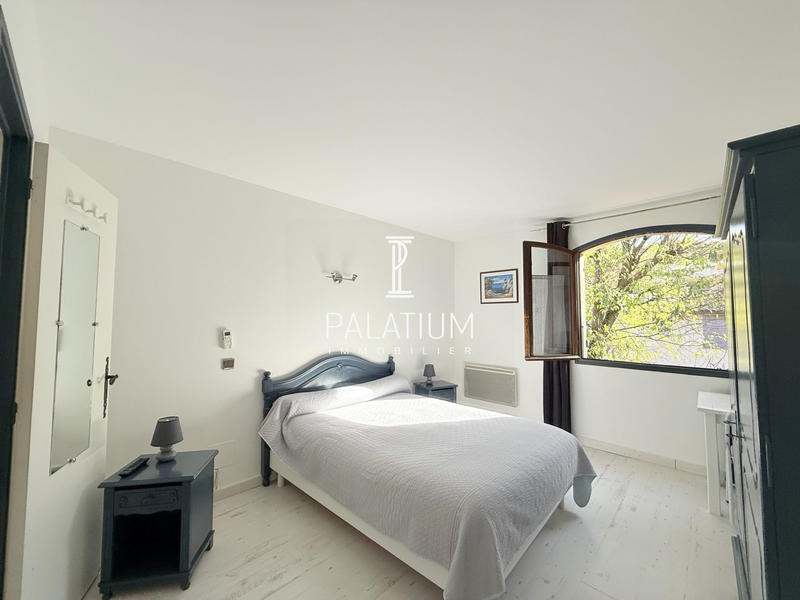 Fonds de commerce - 300 m²