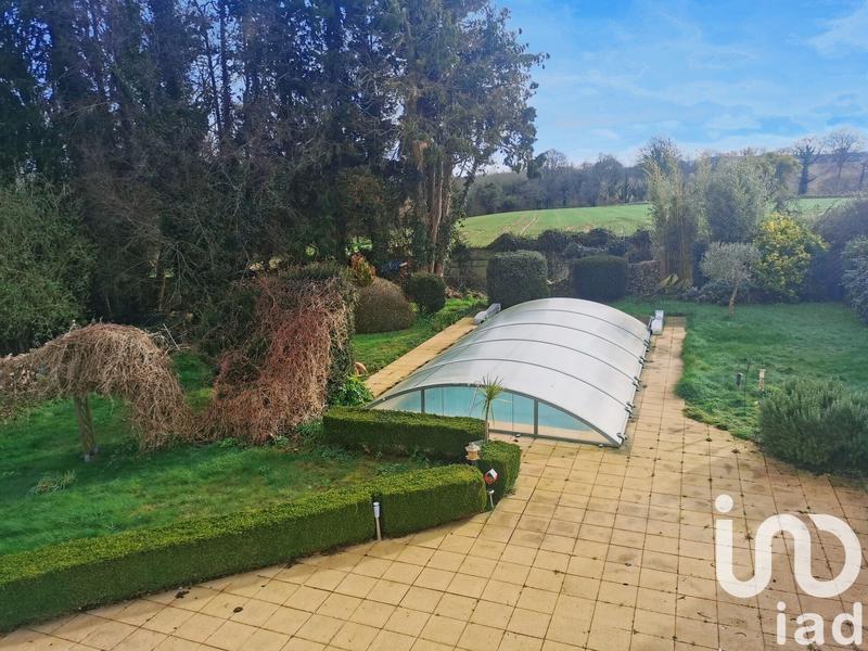 Maison - 236 m² - 9 pièces