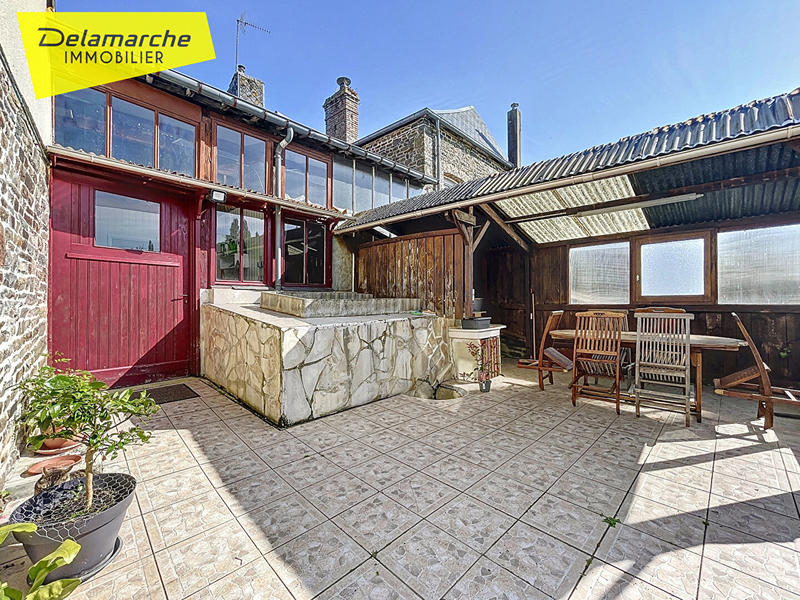 Maison - 102 m² - 5 pièces