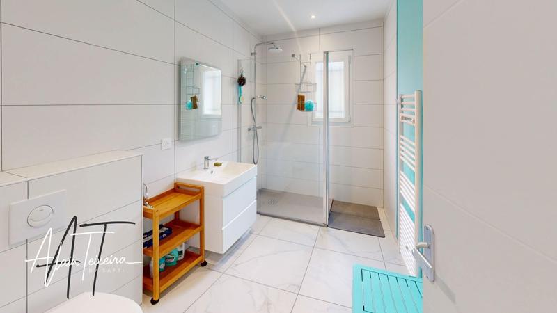 Maison - 143 m² - 5 pièces