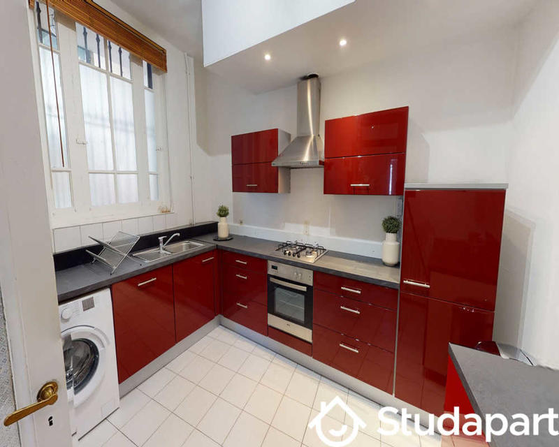 Chambre - 65 m² - 1 pièce