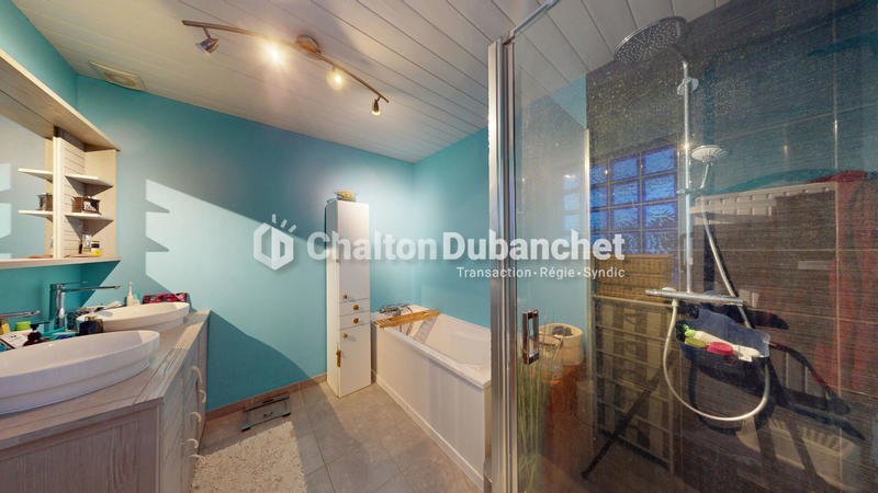 Loft - 250 m² - 5 pièces