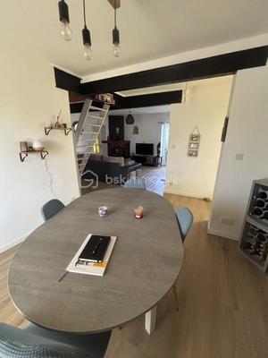 Maison - 117 m² - 7 pièces