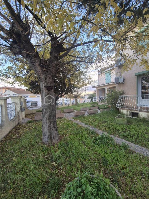 Maison traditionnelle - 162 m² - 6 pièces