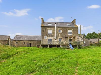 Maison - 145 m² - 7 pièces