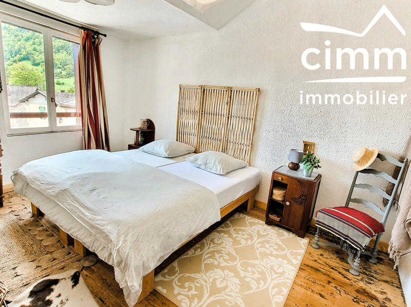 Maison ancienne - 354 m² - 8 pièces