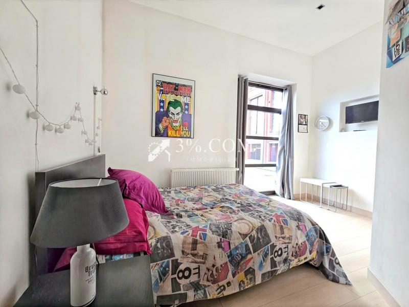 Loft - 231 m² - 6 pièces