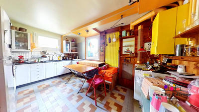 Maison - 100 m² - 3 pièces