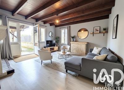 Maison - 96 m² - 4 pièces