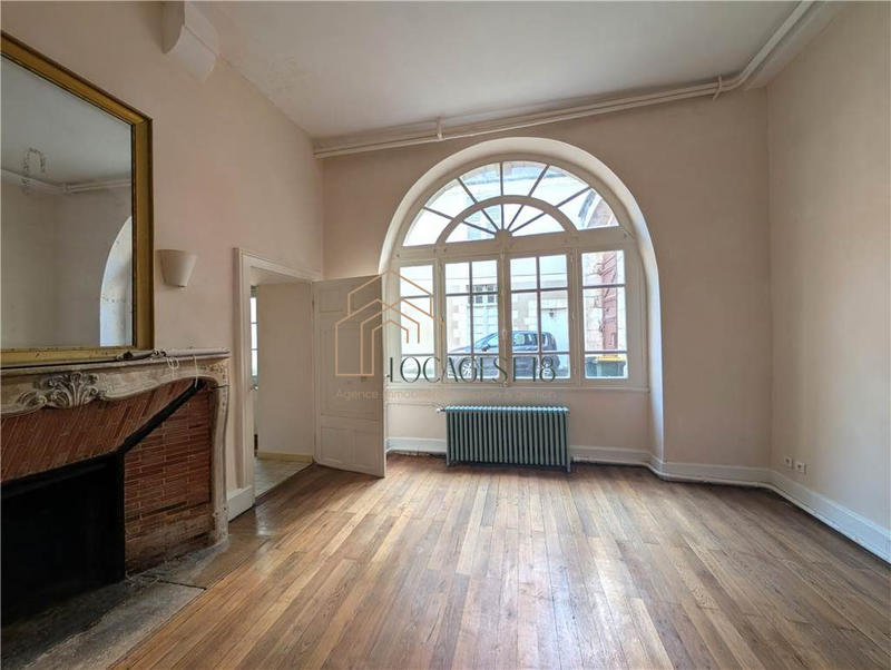 Appartement - 182 m² - 5 pièces