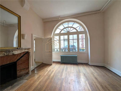 Appartement - 182 m² - 5 pièces